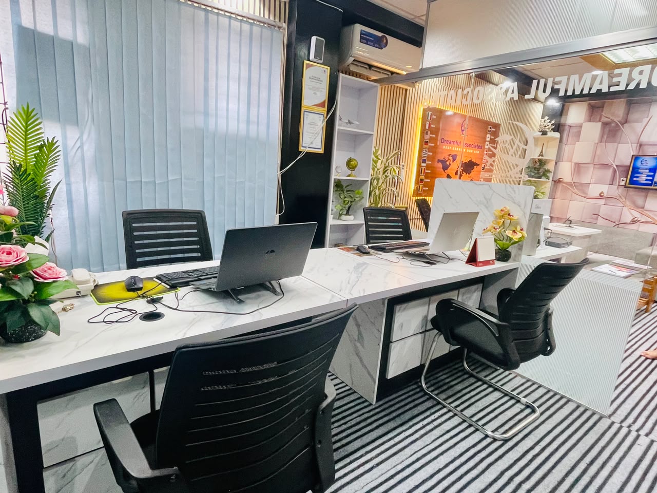 Dreamful Associates Office Premises 24